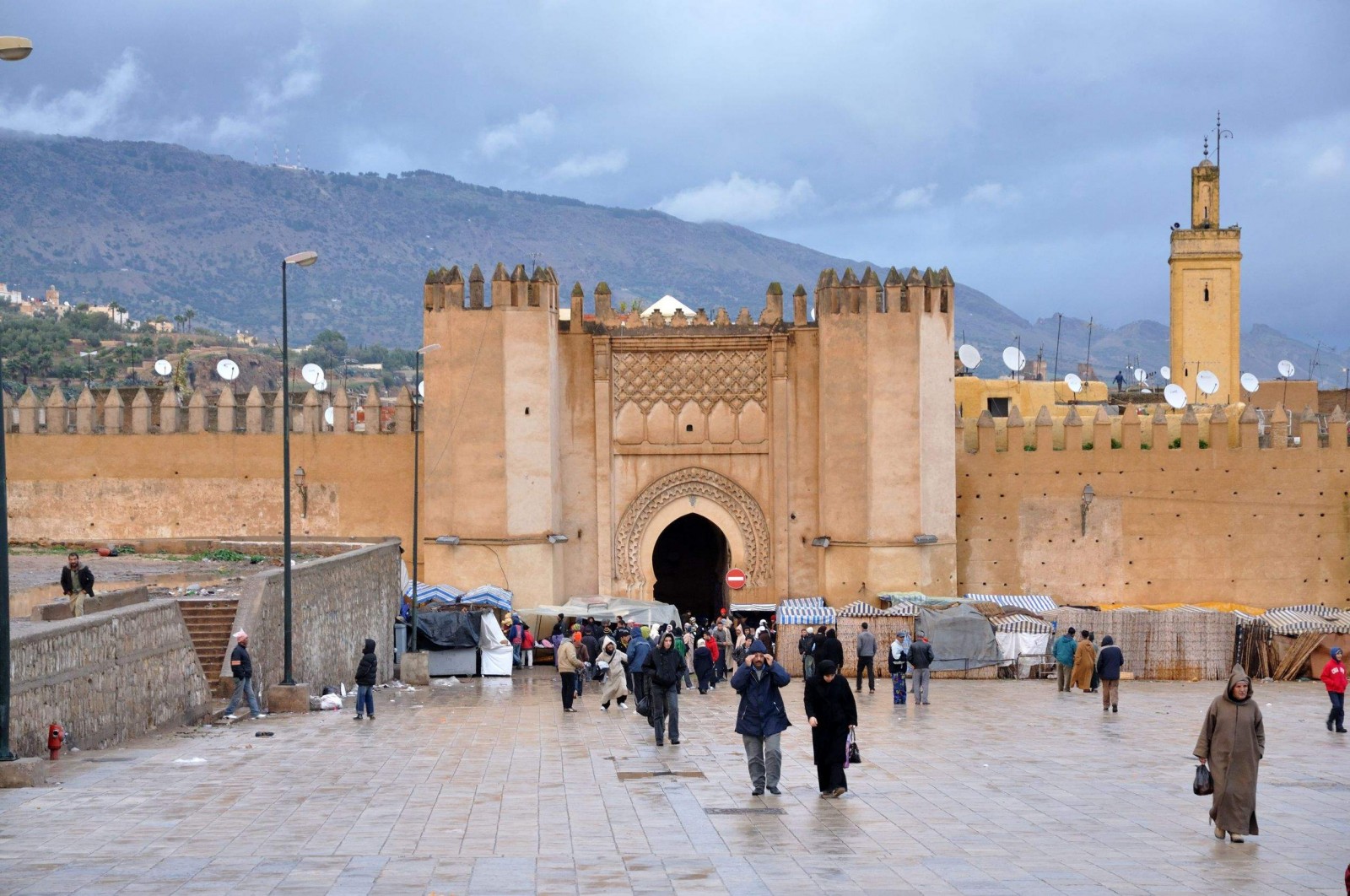 Фото достопримечательностей Марокко: Фес. Ворота в старый город