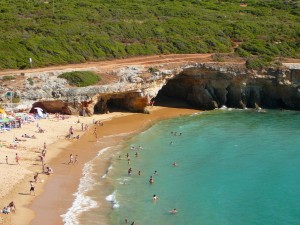 Дикие и завораживающие пейзажи пляжей Алгарве (Португалия)