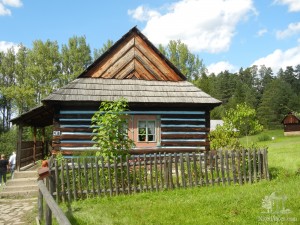 Домик в Любовнианском скансене (Словакия)