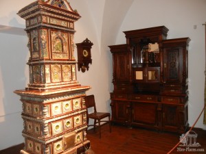 Камин в одной из комнат крепости (Словакия)