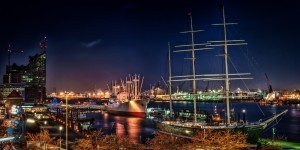 Парусник Rickmer Rickmers в порту Гамбурга (Германия)