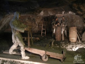 Экспозиция шахтеры за работой (Польша)