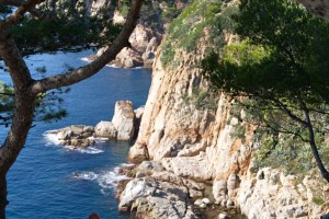 Берег у Тосса-де-Мар (Испания)