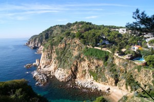 Берег южнее Ллорет-де-Мар (Испания)