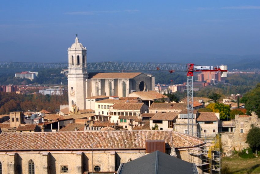 Фото достопримечательностей Испании: Жирона. Старая часть города