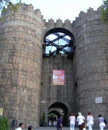 Барселона. Испанская деревня (Барселона)