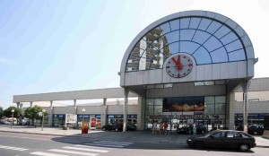 ЖД вокзал в Петржалке, Братислава (ŽST Petržalka) (Словакия)