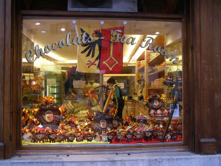 Фото достопримечательностей Швейцарии: Одна из городских кондитерских