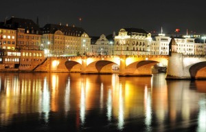 Базель в вечерних огнях