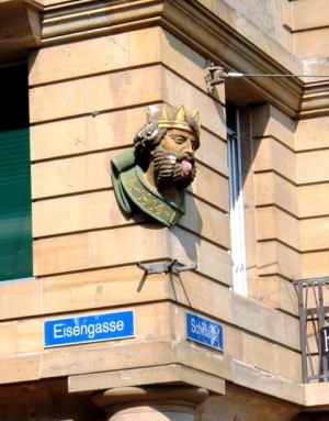 Король языка в Базеле (Швейцария)