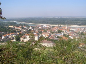 Вид с одной из смотровых площадок на Хайнбург (Австрия)