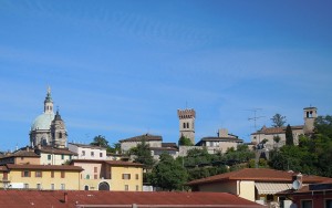 Панорама города Лонато (Италия)