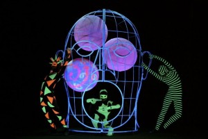 Магический, таинственный Театр теней, представления которого понятны зрителям, даже не знающим чешского языка (Чехия)