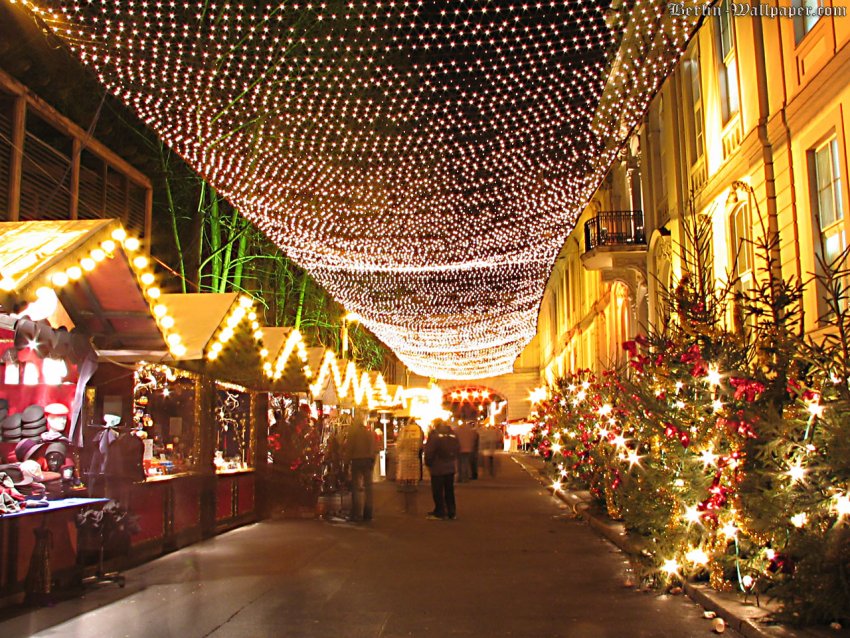 Фото достопримечательностей Германии: Одна из рождественских ярмарок в Берлине