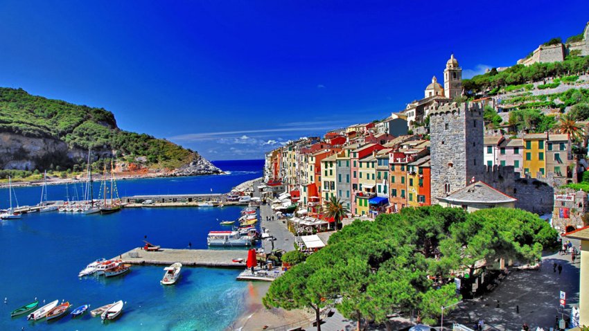 Фото достопримечательностей Италии: Яркие краски Ла-Специи