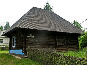 Музей-усадьба Ивана-Миколайчука в деревне Чертория (Карпаты и Закарпатье)