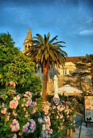 Живописные уголки Пераста (Черногория)