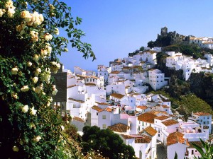 Черепичные крыши Касареса (Испания)