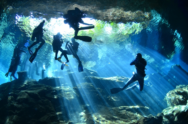 Фото достопримечательностей островов: 