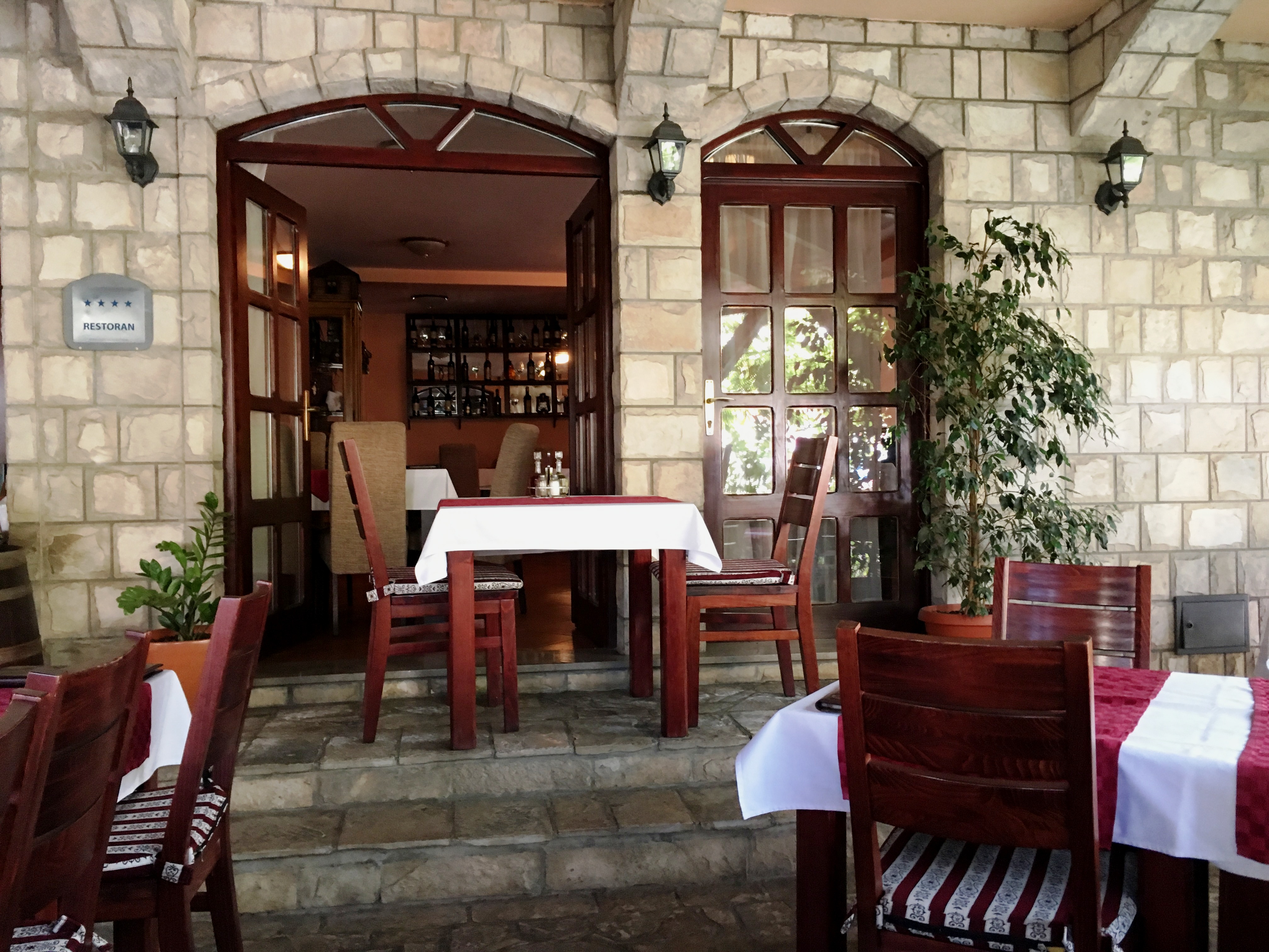 Фото достопримечательностей Черногории: 