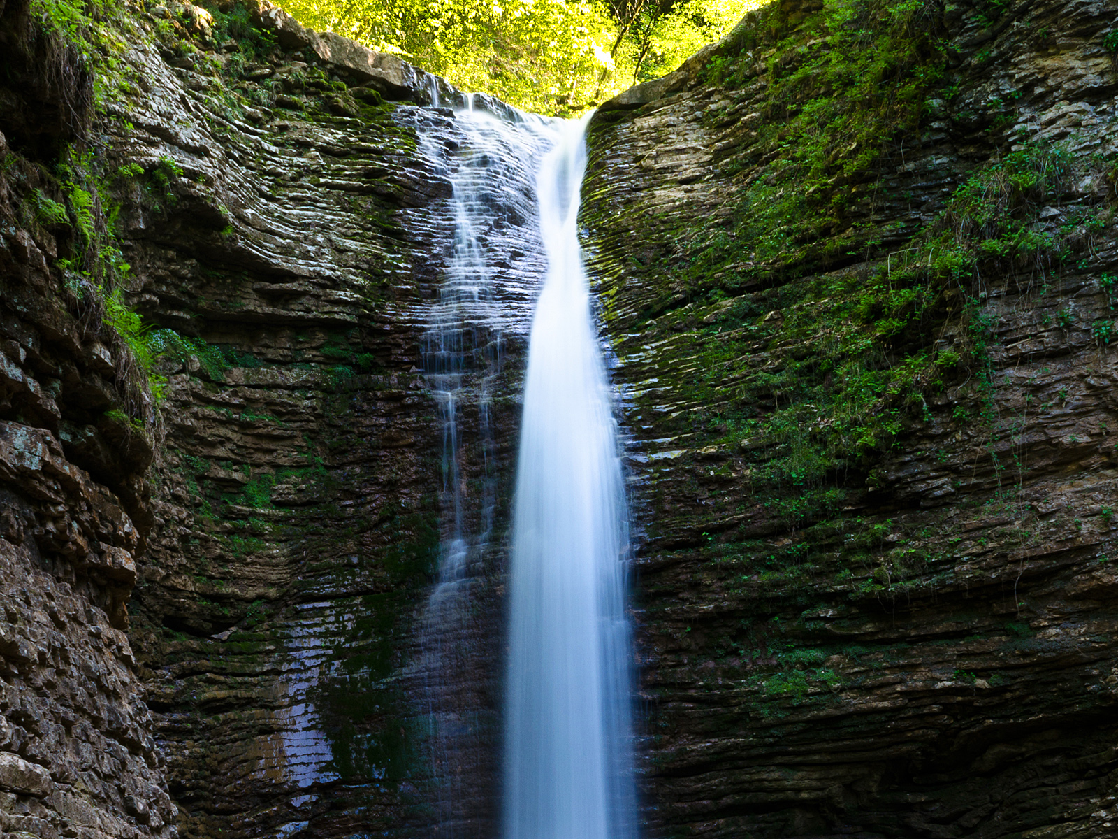 Фото достопримечательностей Кавказа и Черноморского побережья: водопад Руфабго