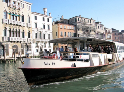 По Греции будут курсировать водные автобусы