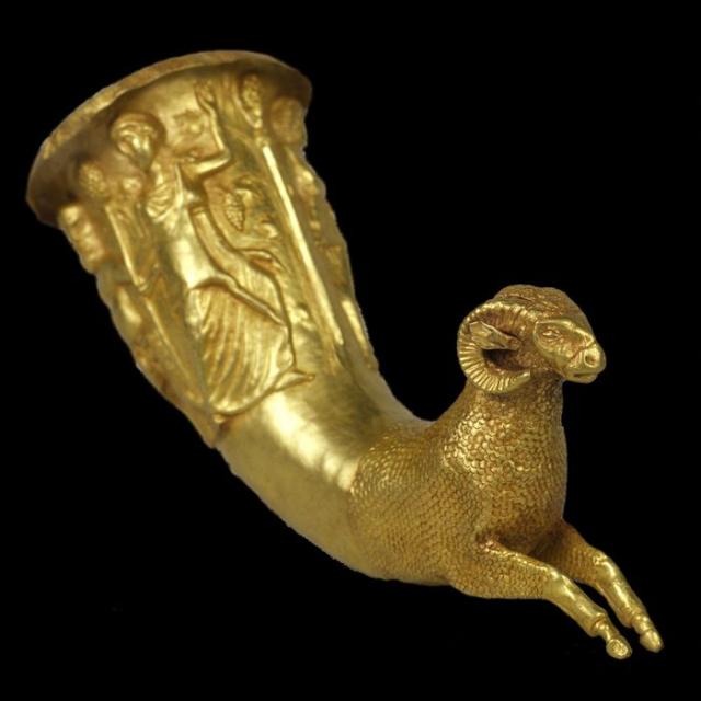 Во Львове проходит выставка сокровищ