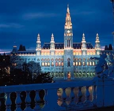 В Вене стартует театральный фестиваль Wiener Festwochen 2012