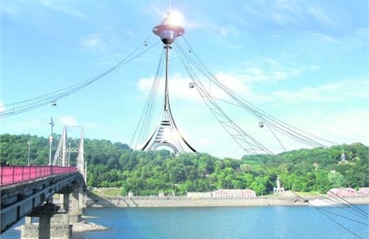 Канатная дорога через Днепр появилась в Киеве 