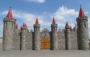 В Украине появился замок Шрека и Фионы 