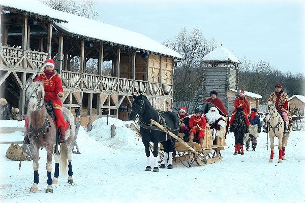 Крещенские гуляния в парке «Киевская Русь»