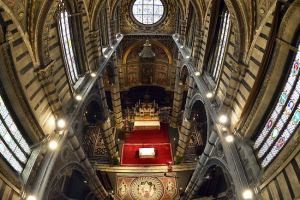 Собор Сиены для туристов открыл чердак