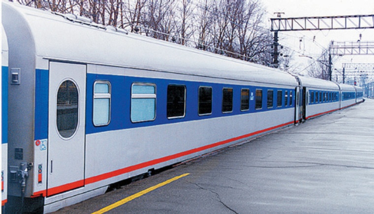 «Укрзализница» предлагает продавать пассажирам с детьми только нижние места