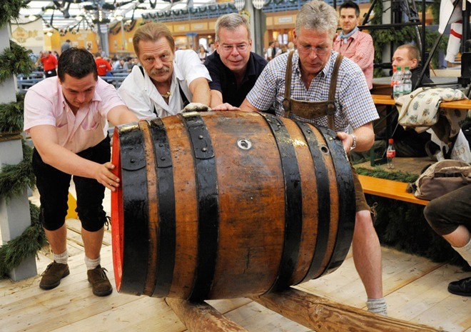 В столице Украины стартует Октоберфест Киев 2013