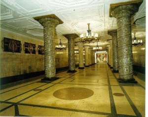 В Санкт-Петербурге функционирует ночное метро