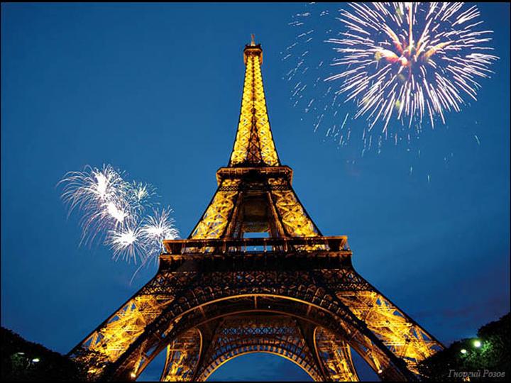 На Эйфелевой башне открылась стеклянная смотровая площадка