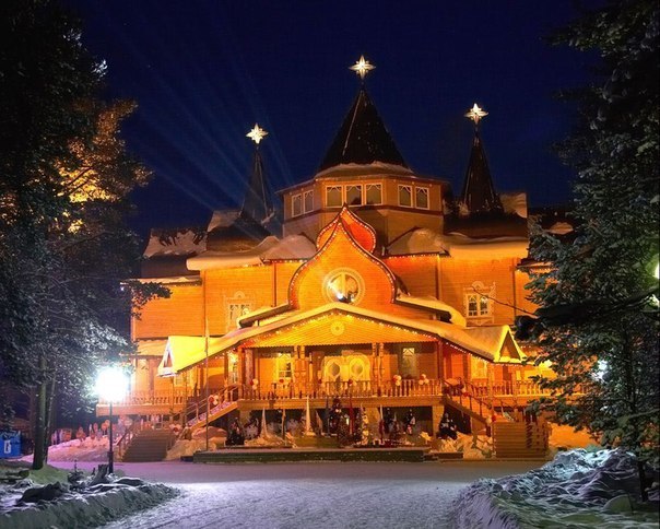 По всей России открываются резиденции Деда Мороза 