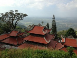 Спортивный Лагерь на уединенном пляже Вьетнама