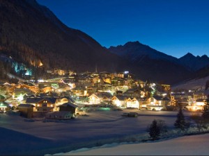 Горнолыжный сезон в Альпах открыт. Но снега нет