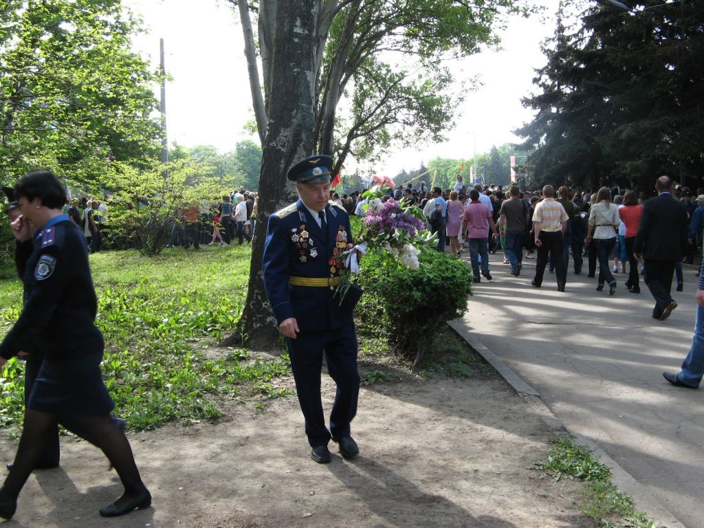 Куликово поле, перед началом парада - 9 мая. Празднование 65-летия Победы в Одессе