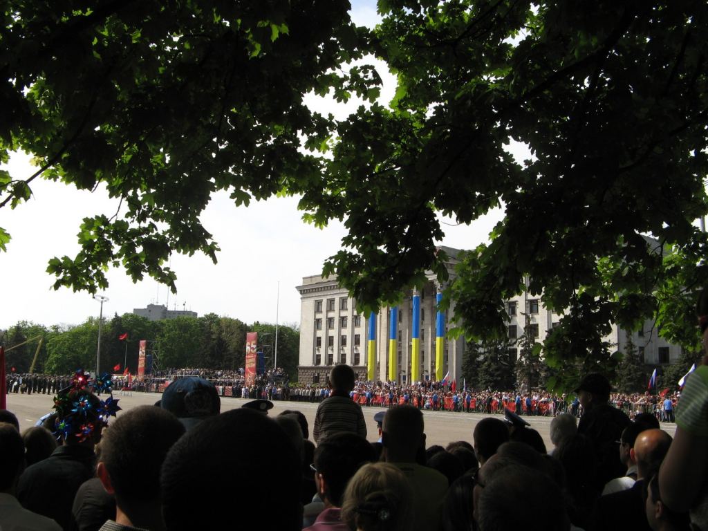 Куликово поле. Облгос администрация - 9 мая. Празднование 65-летия Победы в Одессе