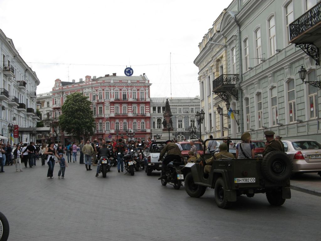 Сбор байкеров на Екатерининской площади - 9 мая. Празднование 65-летия Победы в Одессе