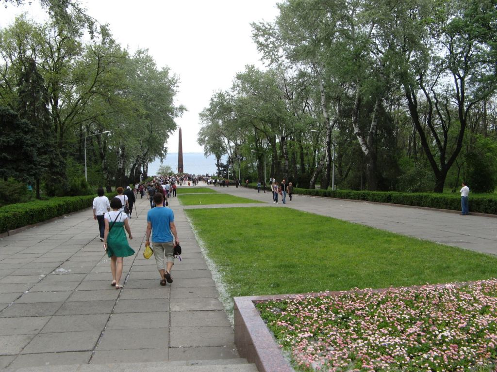 Аллея славы в парке Шевченко - 9 мая. Празднование 65-летия Победы в Одессе