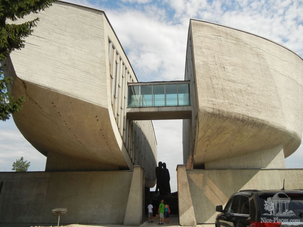 Музей Словацкого Народного Восстания - Баньска-Быстрица (Banská Bystrica), Словакия