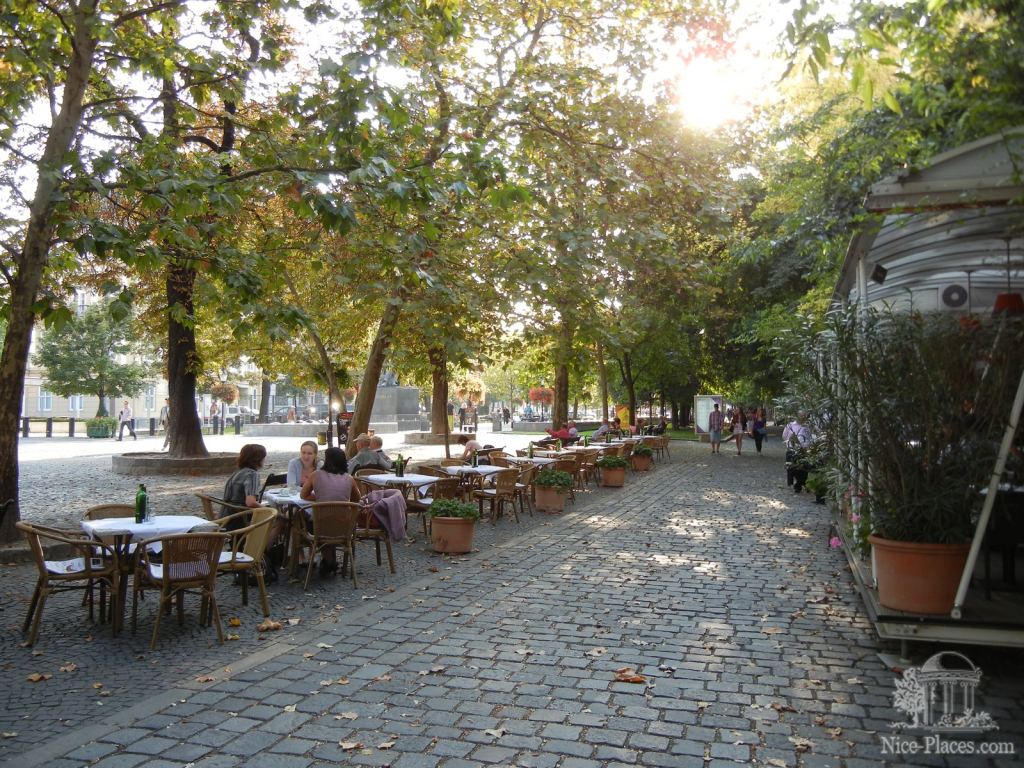 Площадь Гвездослава - Братислава - столица Словакии