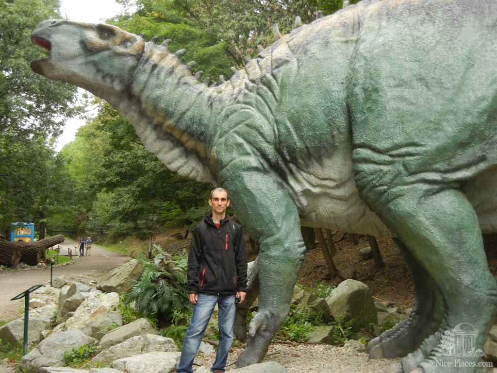 Житель Дино-парка - Братиславский зоопарк - взгляд на таинства природы