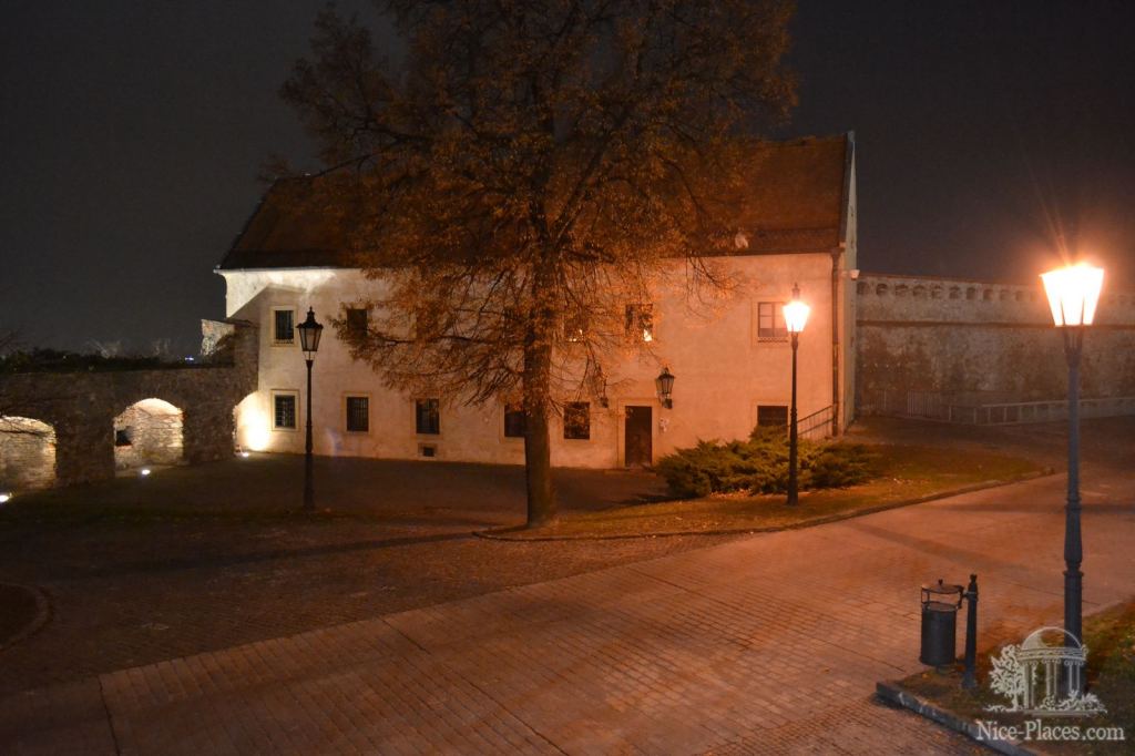 Фото 9 - Ночная и рождественская Братислава