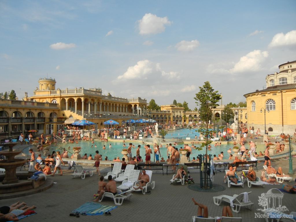 Фото 18 - Будапешт: площадь Героев, Вайдахуняд