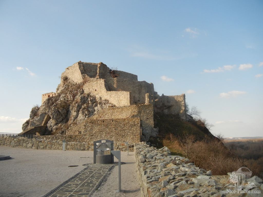 Фото 9 - Крепость Девин - достопримечательность Братиславы