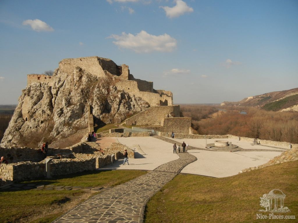 Фото 25 - Крепость Девин - достопримечательность Братиславы